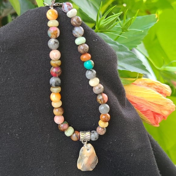 Boho beachy beaded bracelet. - Picture 1 of 2